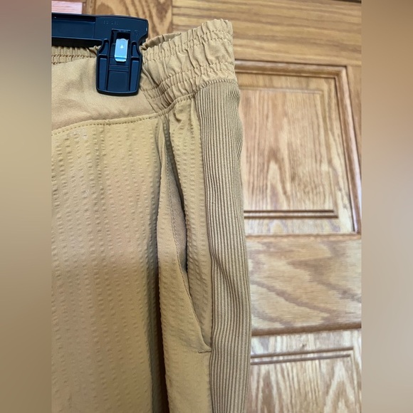 Athleta - Textured Brooklyn Joggers - Picture 5 of 6